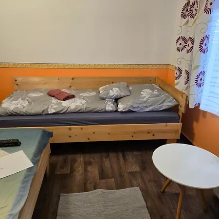 Nagyi Vendeghaz * Kecskemét
